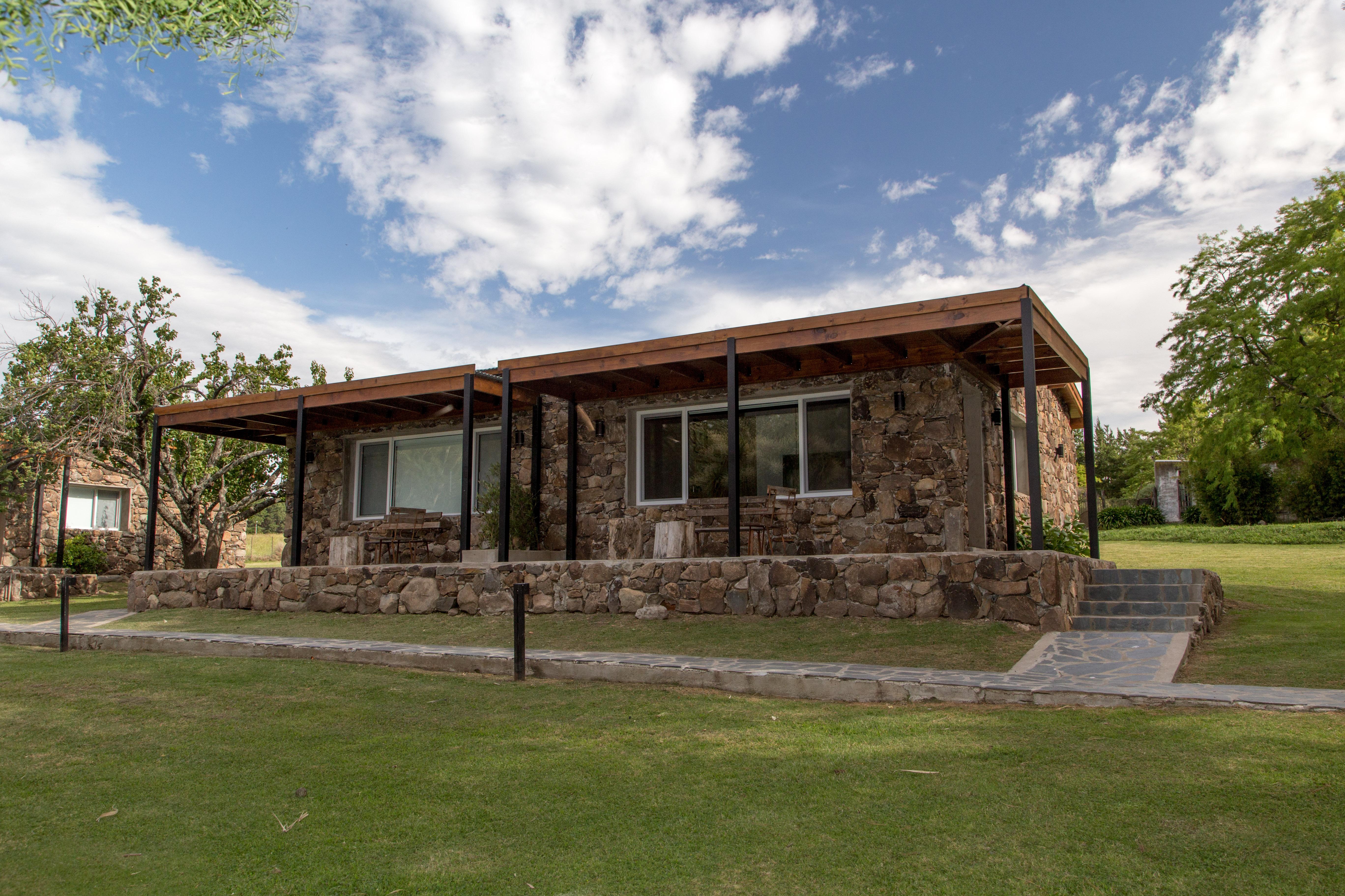 Hosteria & Spa De La Cascada Tandil Exterior photo