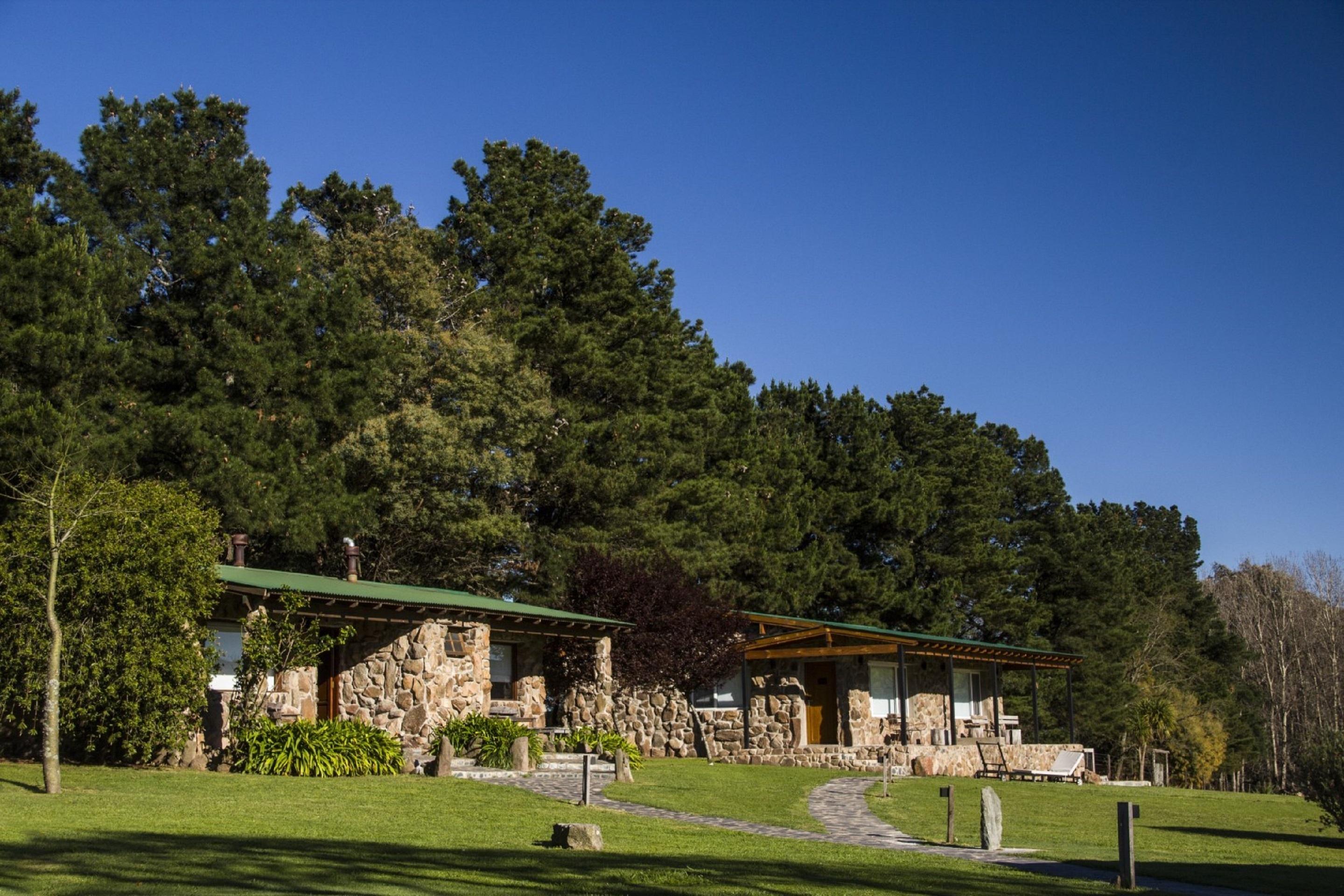 Hosteria & Spa De La Cascada Tandil Exterior photo